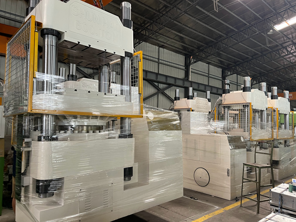 600 ton big melamine ware compress machine