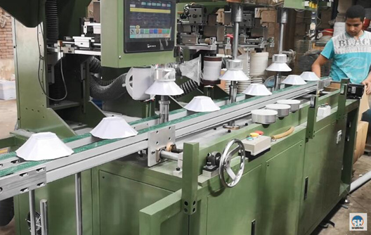 Shunhao'dan Otomatik Melamin Çanak Çömlek Kırpma Makinesi